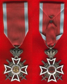 Order of the Crown of Romania, knight class